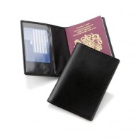 Porte passeport en cuir